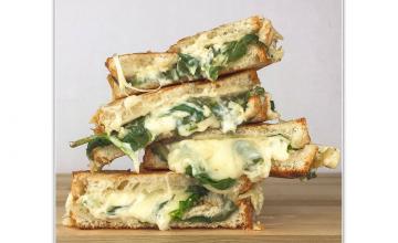 Spinach & Grilled Cheese