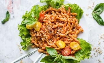 Roasted Red Pepper & Tomato Pasta