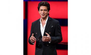 As an artist, I am very incomplete, says Shah Rukh
