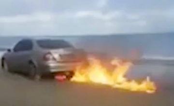 Vlogger livestreams himself setting his Mercedes on fire