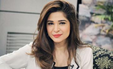 60 SECONDS WITH AYESHA OMAR