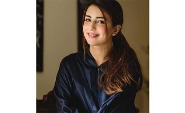 Ushna Shah’s remarks to a pizza delivery guy has Twitter outraged