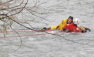 Man clinging to branch for two hours rescued from Niagara River just 75 yards from Falls