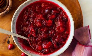 Lisa Vanderpump’s Fresh Cranberry Sauce