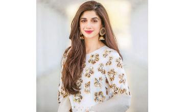 Mawra Hocane opens up on getting an overwhelming response for Sabaat