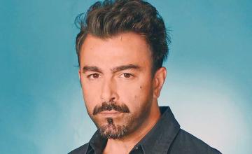 Shaan Shahid pens a patriotic song to express his love for Pakistan