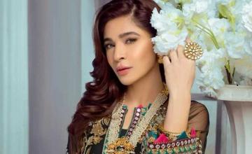 Ayesha Omar turns entrepreneur with her new beauty line launching on Women’s Day