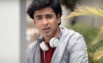 Shehzad Roy releases the new unplugged version of his hit song ‘Mukhra’
