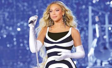 Beyoncé Becomes First Black Woman to Hit No. 1 on the Billboard Top Country Albums Chart