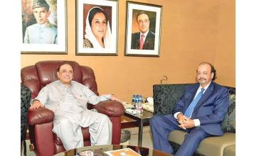 When Benazir Bhutto Ask Agha Siraj Durrani Come Back To Pakistan. Your Country Needs You.