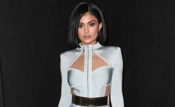 Kylie Jenner sells majority stake in Kylie Cosmetics, rakes in $600 Million!