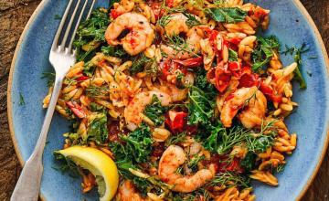 Baked Orzo with Harissa Prawns