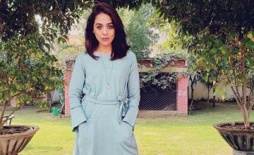 Yasra Rizvi concludes shoot for her upcoming project Working Women