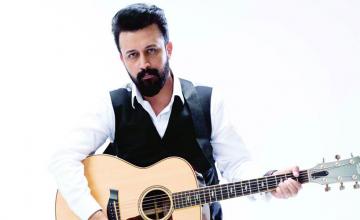 Atif Aslam might collaborate with Adnan Qazi for his upcoming music video