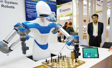 Chess-playing robot breaks seven-year-old boy's finger in Russian tournament