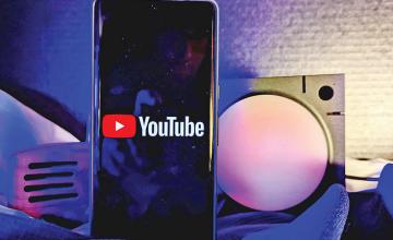YOUTUBE’S LIVESTREAM CO-HOSTING FEATURE IS ROLLING OUT ON IOS AND ANDROID