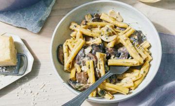 One-Pot Pasta with Mushrooms and Leeks