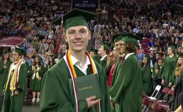 AFTER AN ACCIDENT, A YOUNG PARAPLEGIC ATHLETE DEFIES ALL CHANCES TO WALK AT GRADUATION AND GOES VIRAL ON SOCIAL MEDIA