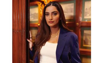 Bollywood star Sonam Kapoor to be exclusively managed by YRF Talent