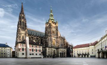 EXPLORING THE ENCHANTING STREETS OF PRAGUE: A JOURNEY THROUGH HISTORY AND CULTURE