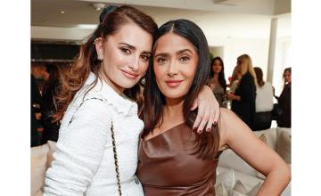 Penélope Cruz and Salma Hayek Reunite 17 Years After Starring in ‘Bandidas’ Together
