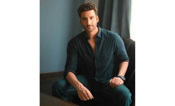 Aagha Ali thinks men should ‘make a life for themselves’ before getting married