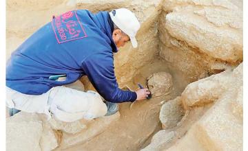 ROMAN-ERA SARCOPHAGUS UNCOVERED IN GAZA