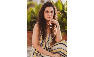 FROM ACTORS TO DOCUMENTARIANS