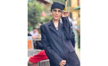 Angeline Malik doesn’t want anyone to ignore the seemingly harmless symptoms of ovarian cancer