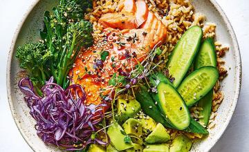 Steamed Salmon & Vegetable Rice Bowl