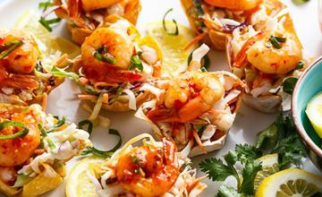 Garlic Prawn Salad Wontons