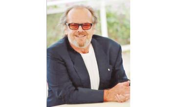 Jack Nicholson admits he still hopes to find love again after stepping away from Hollywood