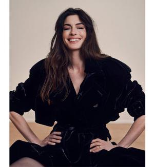 ANNE HATHAWAY'S Fashion Evolution