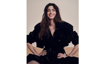 ANNE HATHAWAY'S Fashion Evolution