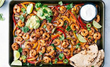 Sheet Pan Shrimp Fajitas