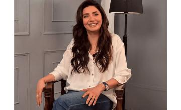 Pakistan's sweetheart Mahira Khan just made her debut at TIFF – and announced her pregnancy